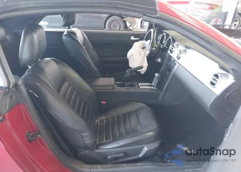 2008 Ford Mustang Gt Deluxe/Gt Premium z USA, uszkodzony, nr VIN 1ZVHT85H385140417